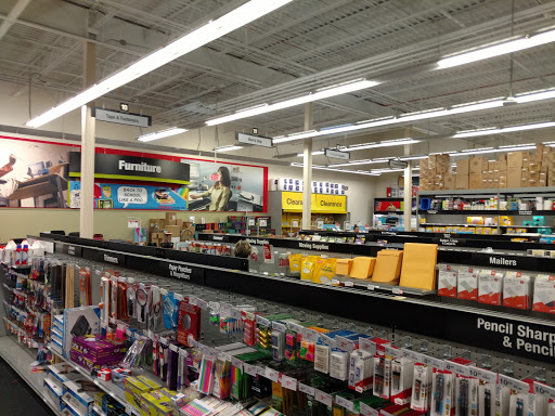 Office Supply Store «Staples», reviews and photos, 2799 NY-112, Medford, NY 11763, USA