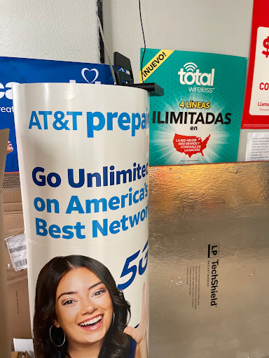 Cell Phone Store «The Hookup Wireless», reviews and photos, Airline Dr #4, Houston, TX 77037, USA