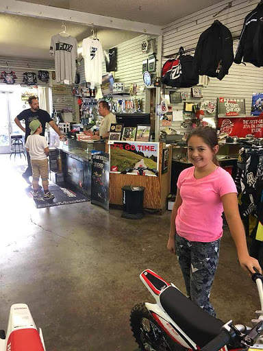 Motorcycle Dealer «Cycle West - Suzuki - Honda», reviews and photos, 1375 Industrial Ave, Petaluma, CA 94952, USA