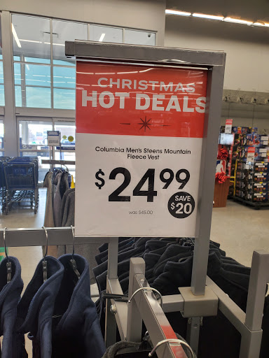 Sporting Goods Store «Academy Sports + Outdoors», reviews and photos, 848 E Barnes Crossing Rd, Tupelo, MS 38804, USA