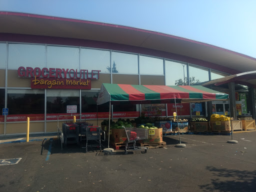 Grocery Store «Grocery Outlet Bargain Market», reviews and photos, 1116 4th St, Santa Rosa, CA 95404, USA