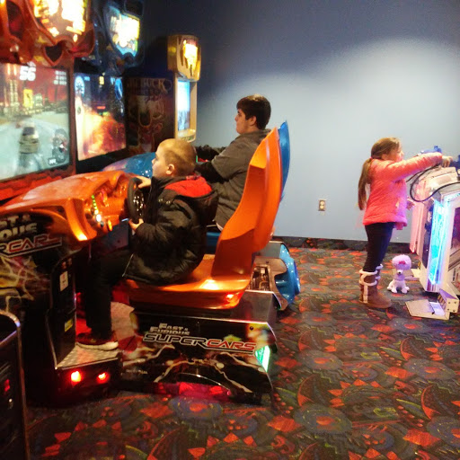 Movie Theater «Regal Cinemas Stonington 10», reviews and photos, 85 Voluntown Rd, Pawcatuck, CT 06379, USA