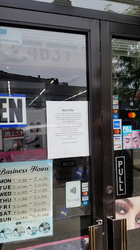 Beauty Supply Store «Elim Wig & Beauty Supply», reviews and photos, 4631 N Broadway St, Chicago, IL 60640, USA