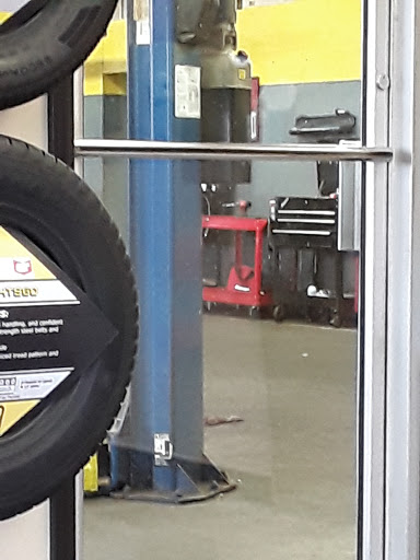Auto Repair Shop «Car-X Tire & Auto», reviews and photos, 8900 N Milwaukee Ave, Niles, IL 60714, USA