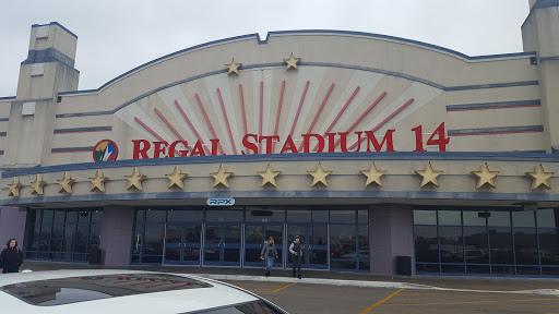 Movie Theater «Regal Cinemas Greenwood 14 & RPX», reviews and photos, 461 Greenwood Park Dr S, Greenwood, IN 46142, USA