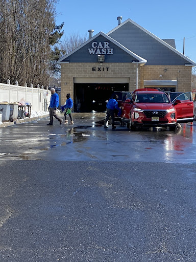 Frankie's Car Wash & Valvoline Oil Change Center Bloomfield en Bloomfield