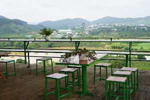 Me Linh Coffee Garden image