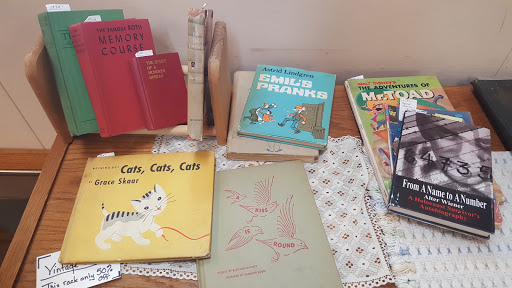 Thrift Store «Top Notch Thrift Store», reviews and photos, 1844 Columbia Blvd, St Helens, OR 97051, USA