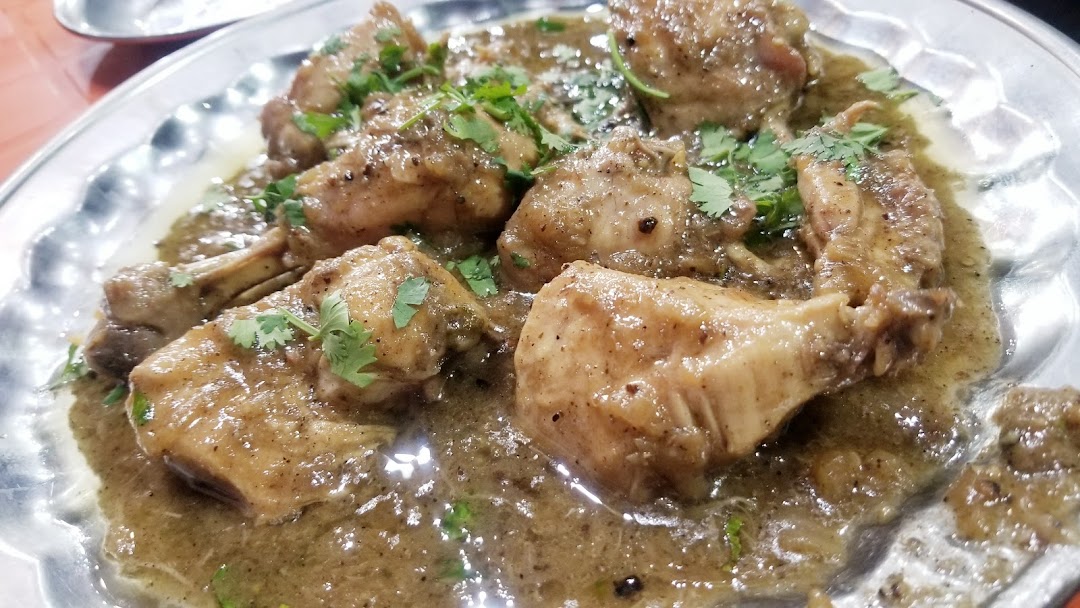 Lasani chicken and mutton karahi