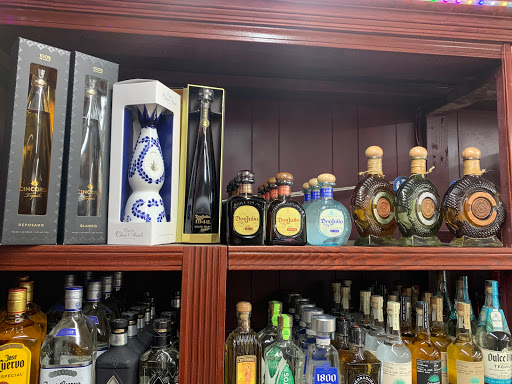 Grocery Store «Cal Park Grocery & Liquor», reviews and photos, 702 N California St, Stockton, CA 95202, USA