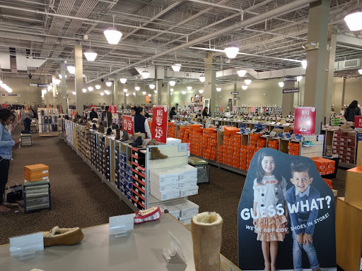 Shoe Store «DSW Designer Shoe Warehouse», reviews and photos, 344 Providence Hwy, Dedham, MA 02026, USA