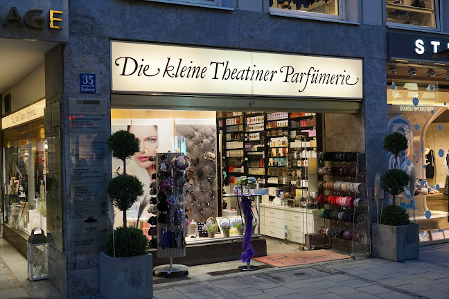 Die kleine Theatiner Parfümerie