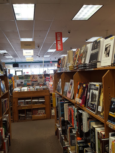 Book Store «Half Price Books», reviews and photos, 7600 150th St W, Apple Valley, MN 55124, USA