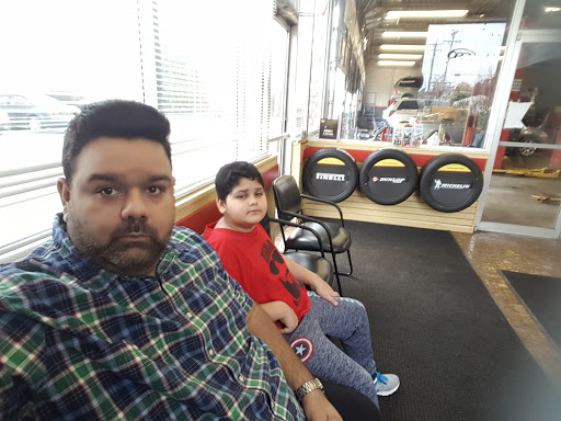 Car Repair and Maintenance «Midas», reviews and photos, 5725 W Maple Rd, West Bloomfield Township, MI 48322, USA