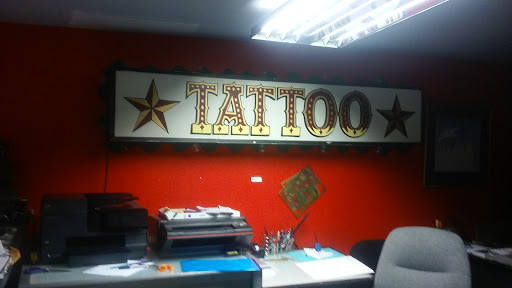 Tattoo Shop «Artistic Tattoo», reviews and photos, 664 W Camelback Rd, Phoenix, AZ 85013, USA