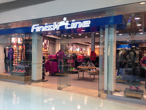 Finish Line, 4200 Conroy Rd #120, Orlando, FL 32839, USA, 