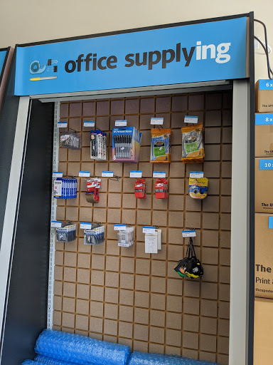 Shipping and Mailing Service «The UPS Store 4001 - The Woodlands», reviews and photos, 6700 Woodlands Pkwy #230, The Woodlands, TX 77382, USA
