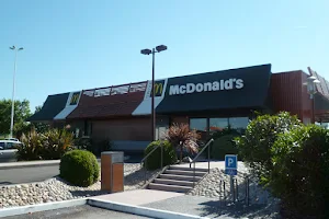 McDonald's Albasud image