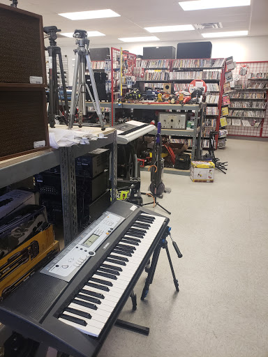 Second Hand Store «STUFF», reviews and photos, 9770 SE 82nd Ave, Happy Valley, OR 97086, USA