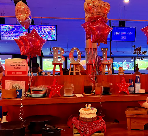 Bowling Alley «Bowlero Miami», reviews and photos, 11401 NW 12th St, Miami, FL 33172, USA