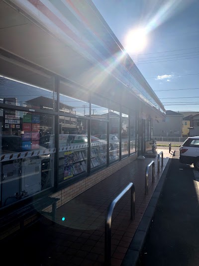セブン-イレブン 鎌ヶ谷右京塚店