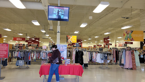 Department Store «T.J. Maxx», reviews and photos, 2150 N. Bellflower Blvd, Long Beach, CA 90815, USA