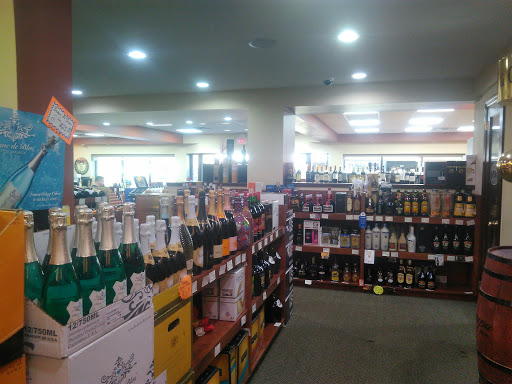 Barrels & Stills, 685 Walt Whitman Rd, Melville, NY 11747, USA, 