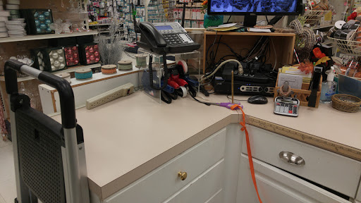 Craft Store «Artco Crafts & Frame Shop», reviews and photos, 5401 6th Ave #401, Tacoma, WA 98406, USA