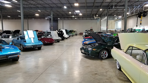 Car Dealer «R&H Motorcars», reviews and photos, 6441 Davis Industrial Pkwy, Solon, OH 44139, USA