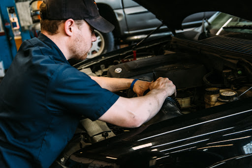 Tire Shop «Kingwood Tire and Automotive Service», reviews and photos, 1208 Stonehollow Dr, Kingwood, TX 77339, USA