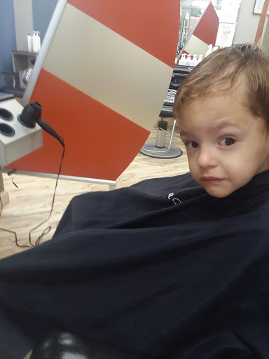 Hair Salon «Great Clips», reviews and photos, 410 N Main St, Doylestown, PA 18901, USA