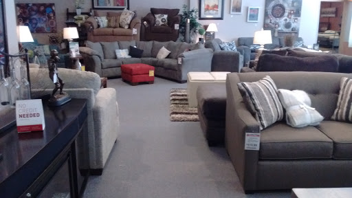 Furniture Store «Unclaimed Freight Furniture - Watertown», reviews and photos, 17 W Kemp Ave, Watertown, SD 57201, USA