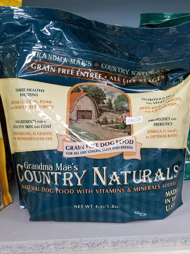 Pet Supply Store «Critter Hut Aquarium & Pets», reviews and photos, 160 Old Tower Hill Rd, Wakefield, RI 02879, USA