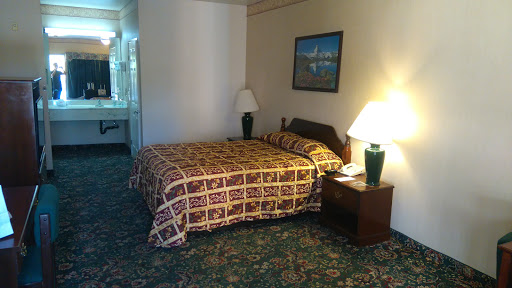 Days Inn & Suites by Wyndham South Gate image