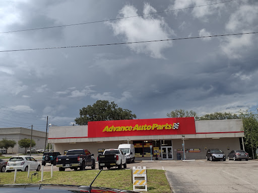 Auto Parts Store «Advance Auto Parts», reviews and photos, 1430 W Brandon Blvd, Brandon, FL 33511, USA