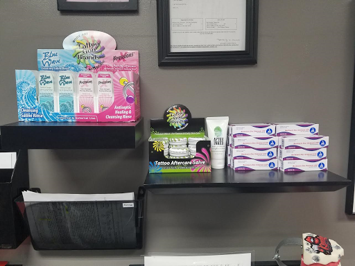 Tattoo Shop «Red Octopus Tattoos & Body Piercings», reviews and photos, 7465 Annapolis Rd, Hyattsville, MD 20784, USA