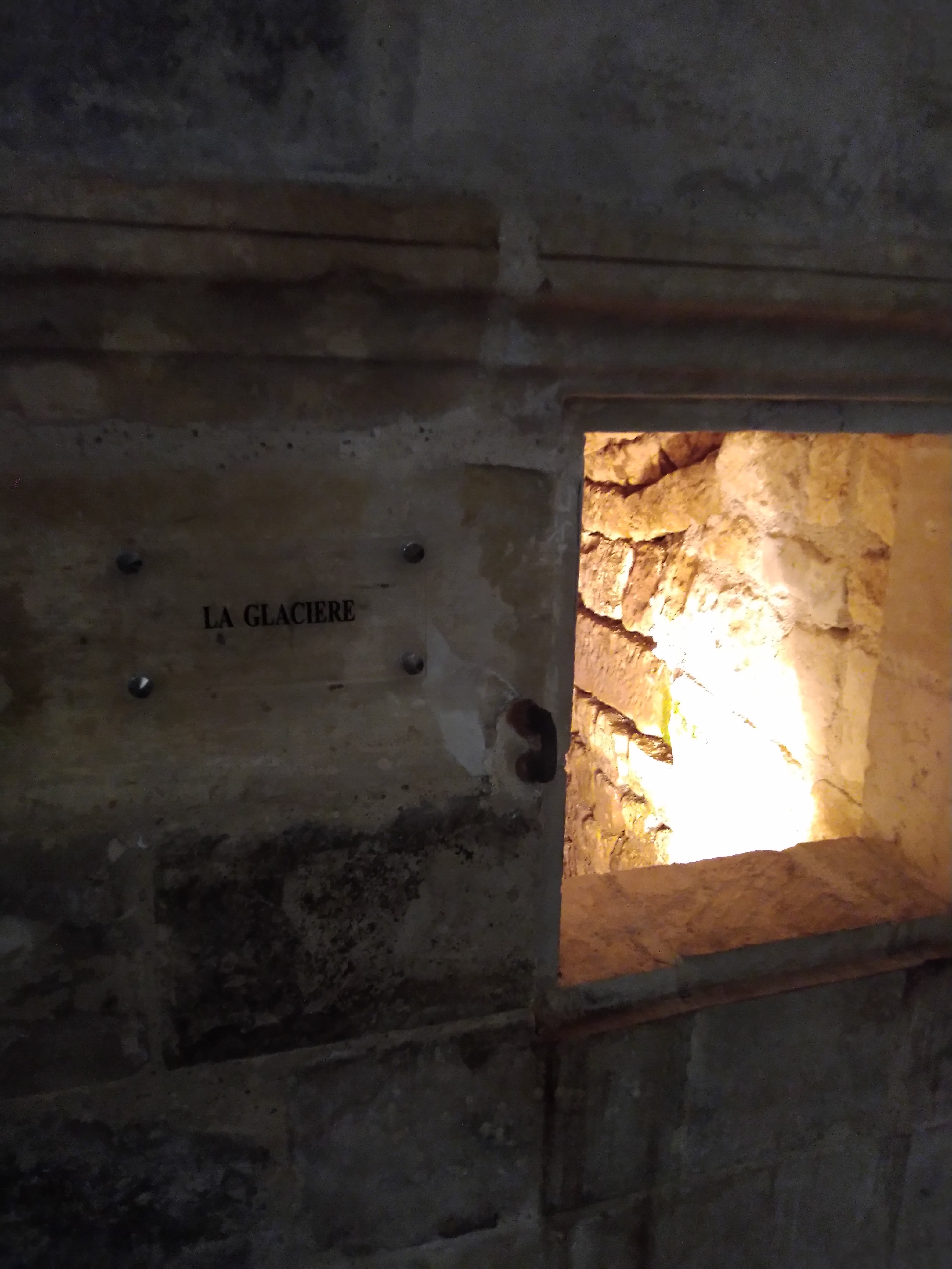 Photo n° 7 de l'avis de Queen.e fait le 18/08/2023 à 14:49