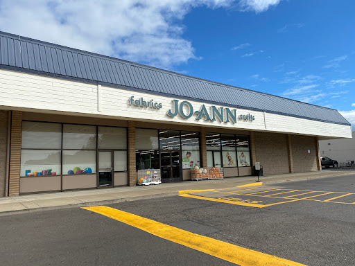 Jo-Ann Fabrics and Crafts, 1401 OR-99W, McMinnville, OR 97128, USA, 