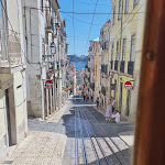 Photo n°3 de l'avis de Olivier.o fait le 01/05/2023 à 21:10 sur le  Funiculaire de Bica à Lisbon