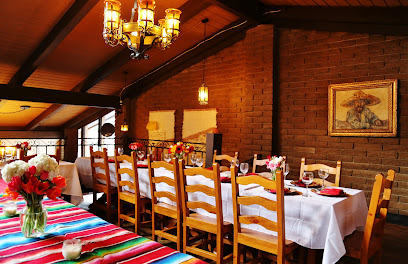 Little Onion Mexican Restaurant - 110 W MacArthur Blvd, Santa Ana, CA 92707
