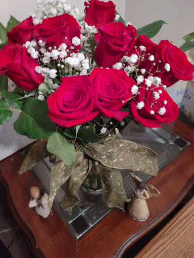 Florist «Viviano Flower Shop», reviews and photos, 49970 Gratiot Ave, New Baltimore, MI 48051, USA