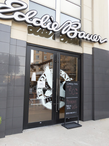 Clothing Store «Eddie Bauer», reviews and photos, 9595 Six Pines Dr #890, Spring, TX 77380, USA