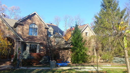 Roofing Contractor «MacGregor Roofing», reviews and photos, 2619 Rockefeller Rd, Wickliffe, OH 44092, USA
