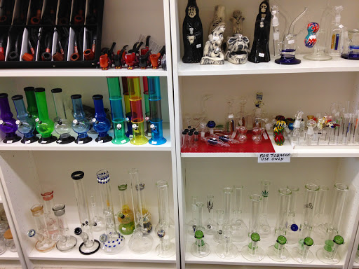 Tobacco Shop «PRIMO SMOKE SHOP», reviews and photos, 321 W Huntington Dr, Monrovia, CA 91016, USA