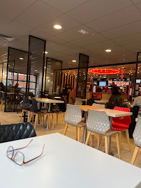 Atmosphère du Restaurant KFC Toulouse Montaudran - n°19