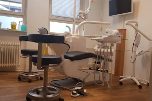 Donnersberg.dental Zahnarztpraxis image