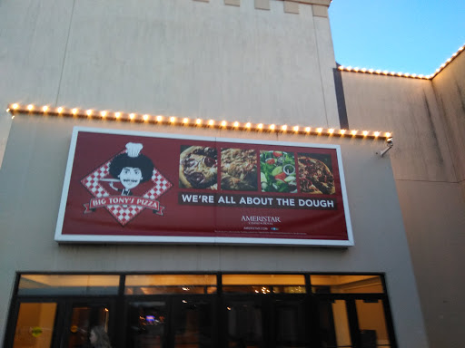 Movie Theater «Regal Cinemas Kansas City 18», reviews and photos, 3200 Ameristar Dr, Kansas City, MO 64161, USA