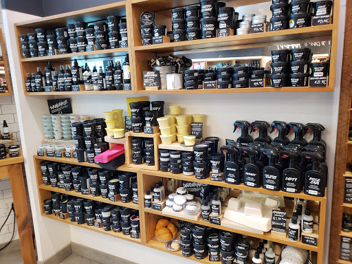 Cosmetics Store «Lush», reviews and photos, 4200 Conroy Rd, Orlando, FL 32839, USA