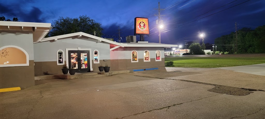 Picantes Mexican Grill 39056