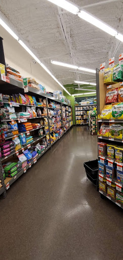 Pet Supply Store «Pet Supplies Plus», reviews and photos, 12407 MoPac Expy 525 - B, Austin, TX 78758, USA